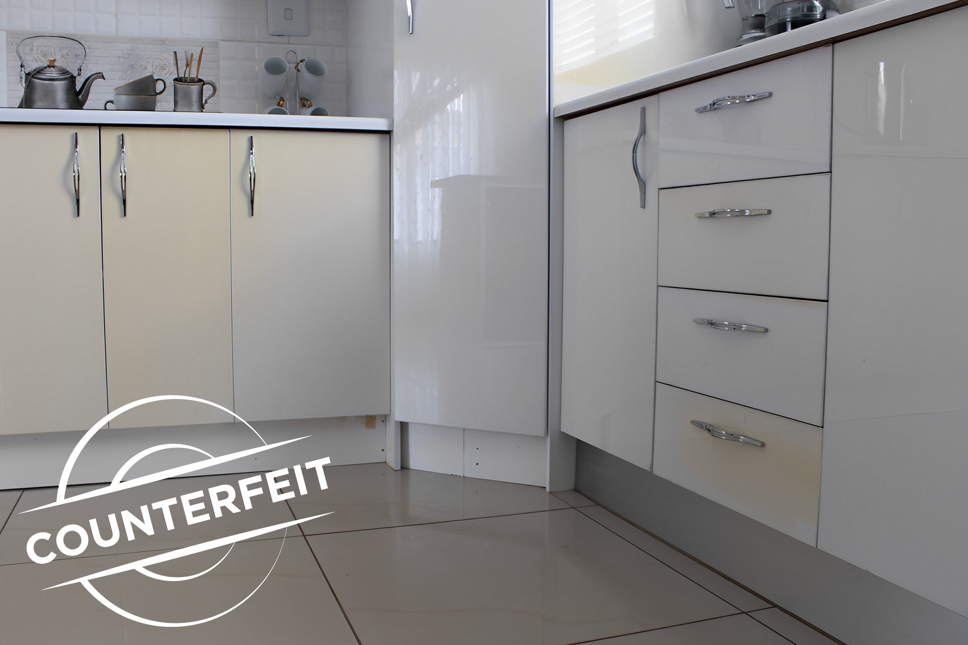 Gloss Kitchen 01